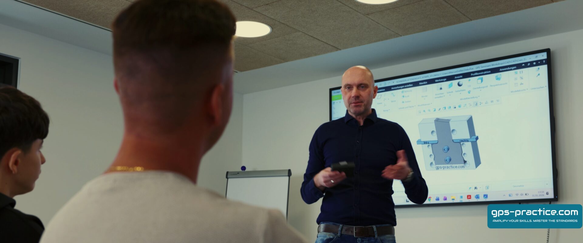 Marcus Grella — ISO GPS Experte bei einer Schulung
